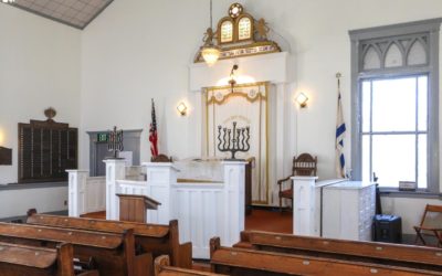 Congregation Beth Abraham, Inside Sanctuary close-up-1