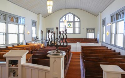 Congregation Beth Abraham, Inside Sanctuary-wide view from the Bimah 2