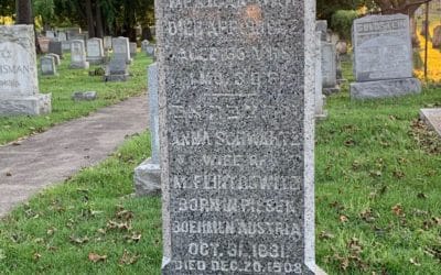 Grave and marker of Marcus and Anna Flintrowitz, Old Beth Zion